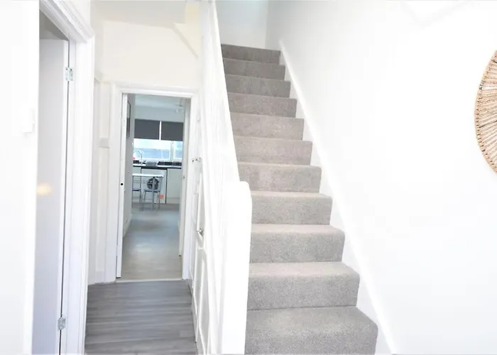 4 Bedroom House In East London